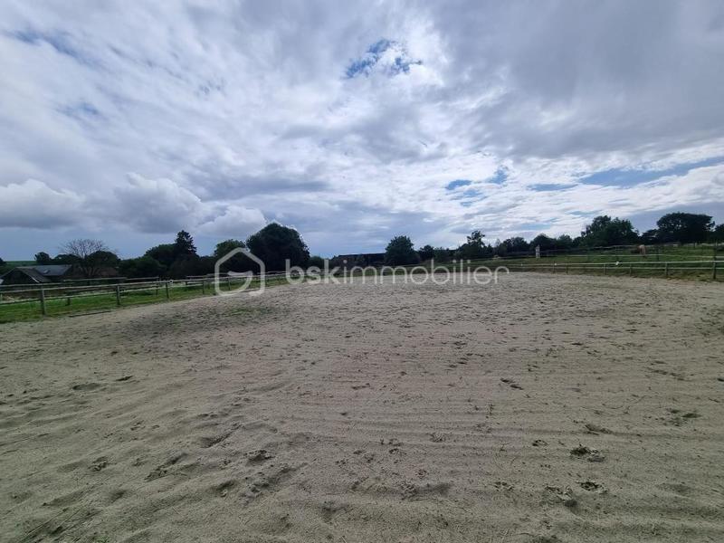 Propriété - 175 m² - 11 pièces