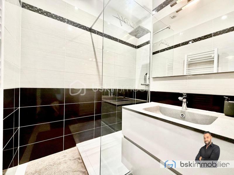 Villa - 112 m² - 5 pièces