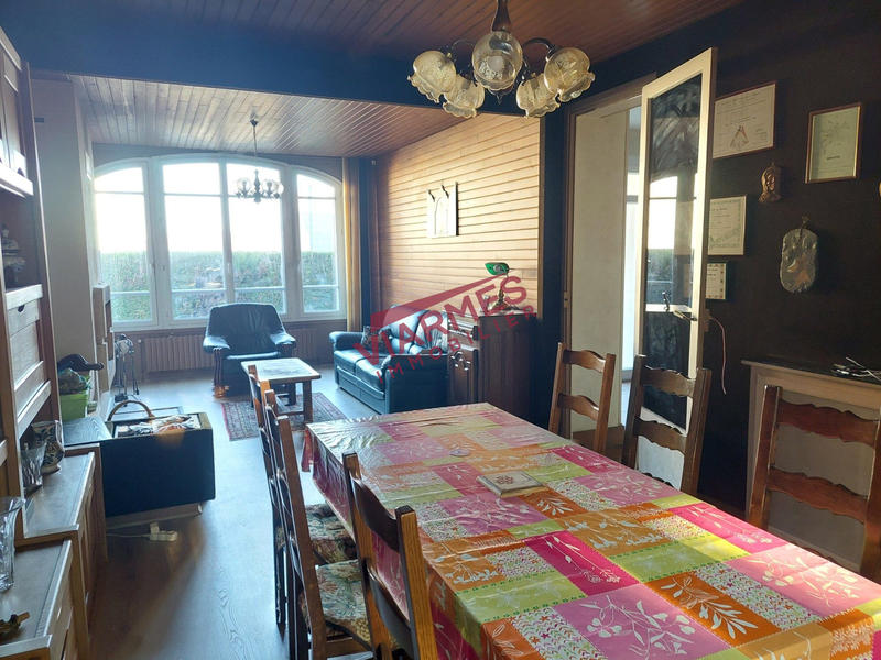 Maison - 195 m² - 7 pièces