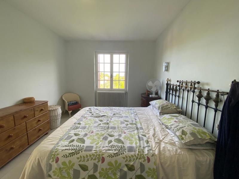 Maison - 244 m² - 7 pièces