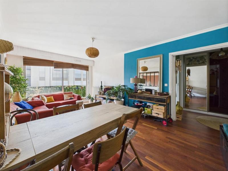 Appartement - 77 m² - 4 pièces