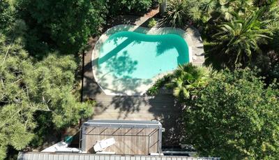 Maison - 238 m² - 7 pièces