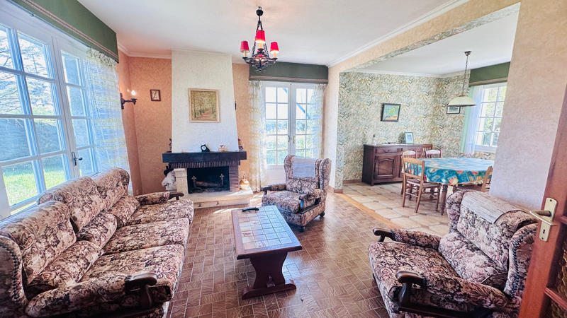 Maison - 90 m² - 5 pièces