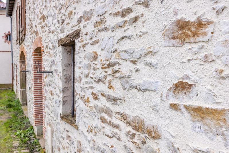 Maison - 330 m² - 9 pièces