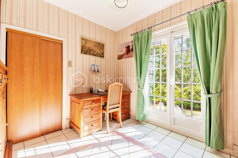 Propriété - 205 m² - 8 pièces