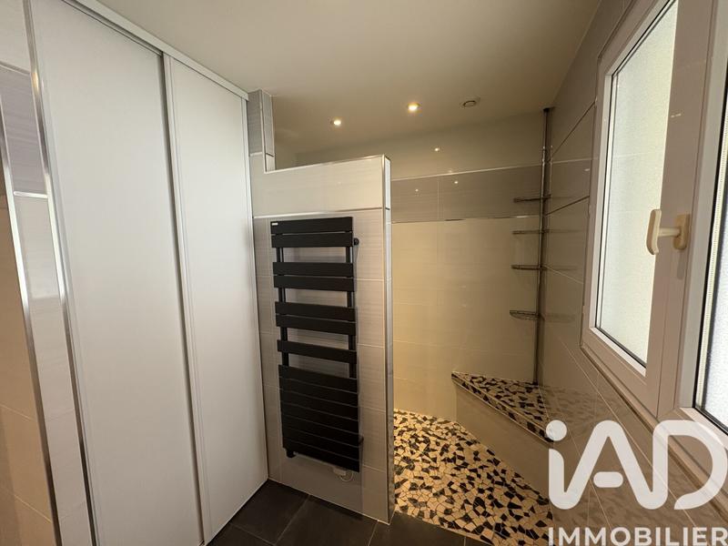 Maison - 196 m² - 6 pièces