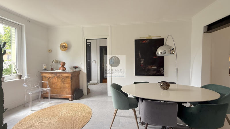 Maison - 174 m² - 9 pièces