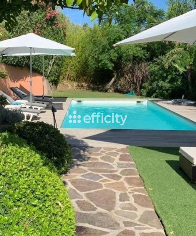 Villa - 179 m² - 7 pièces