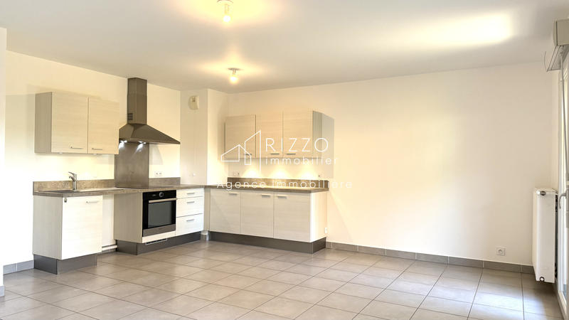 Appartement - 83 m² - 4 pièces