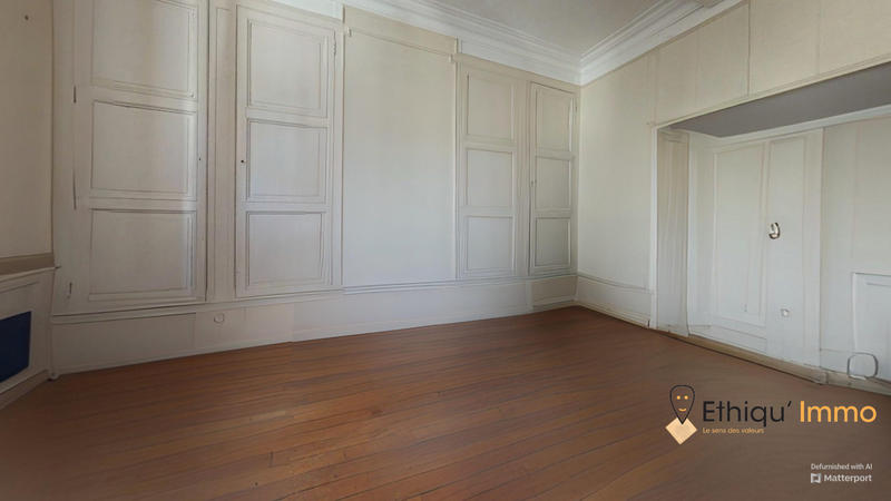 Maison - 450 m² - 12 pièces