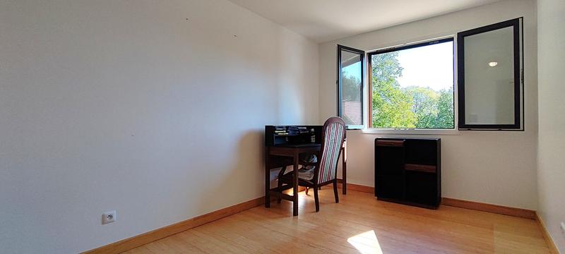 Maison - 94 m² - 5 pièces