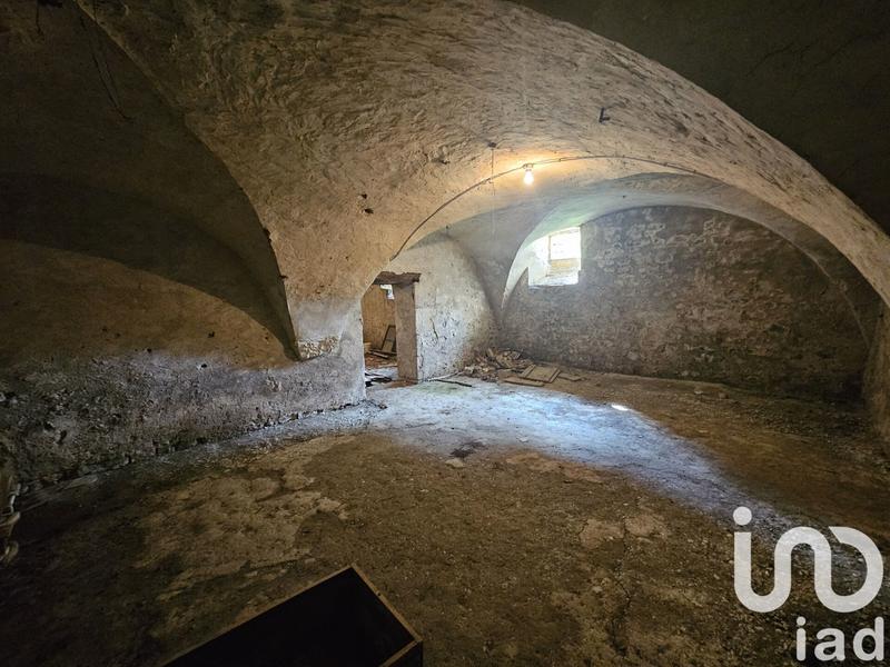 Maison - 213 m² - 6 pièces