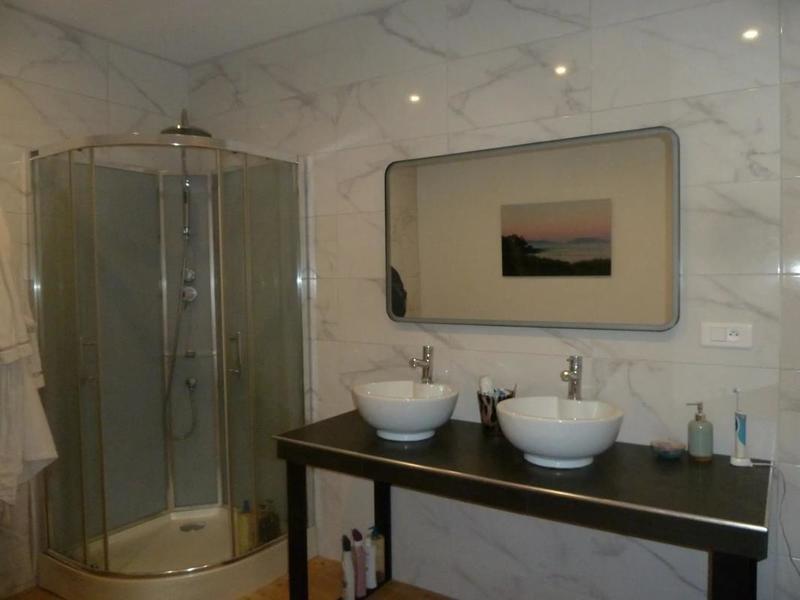 Maison - 350 m² - 10 pièces