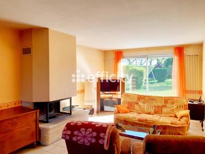 Maison - 149 m² - 7 pièces