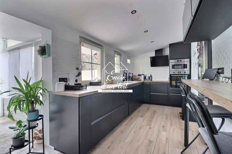 Maison ancienne - 125 m² - 6 pièces