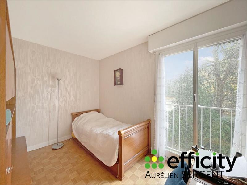 Appartement - 90 m² - 4 pièces