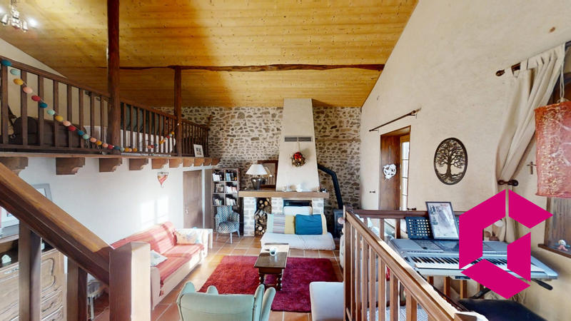 Ferme - 243 m² - 8 pièces