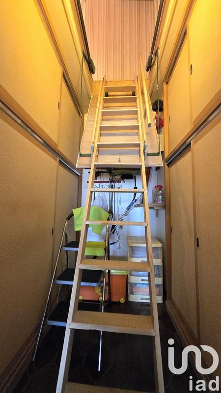 Maison - 195 m² - 9 pièces