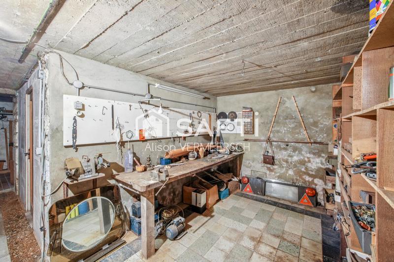 Maison - 204 m² - 7 pièces