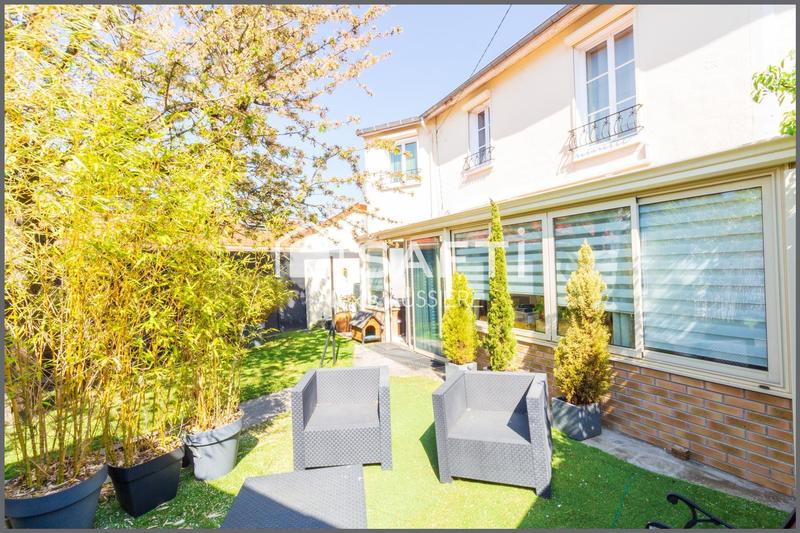 Maison - 90 m² - 4 pièces