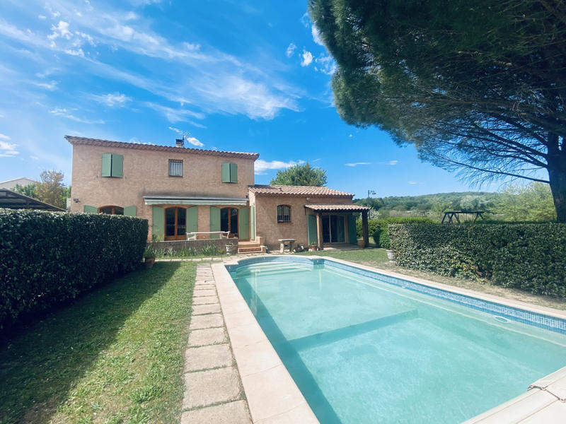 Villa - 134 m² - 6 pièces