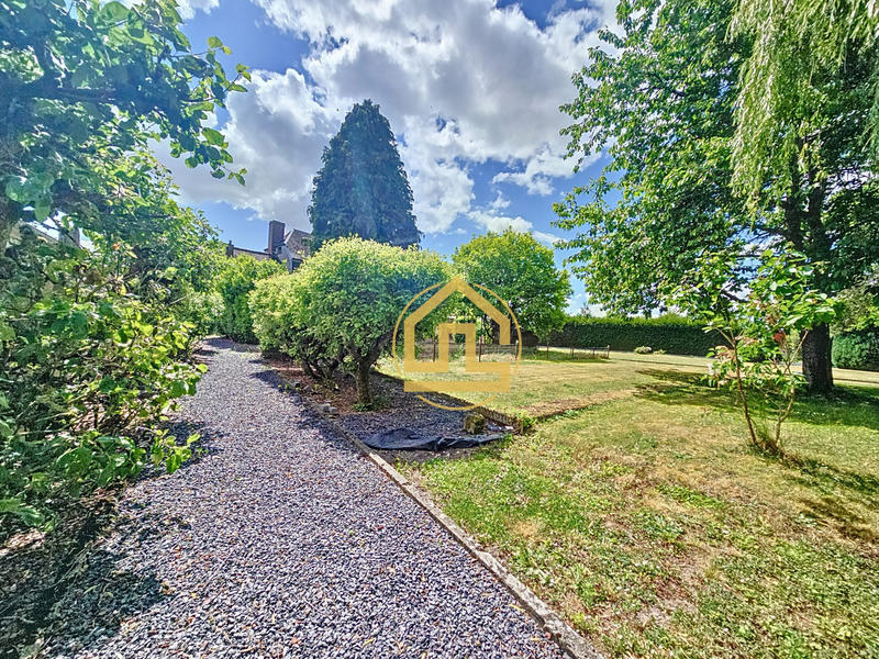 Maison - 173 m² - 7 pièces