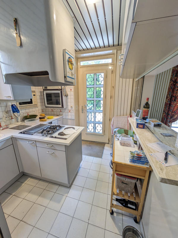 Maison - 218 m² - 11 pièces