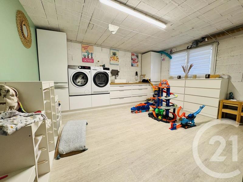 Maison - 110 m² - 6 pièces