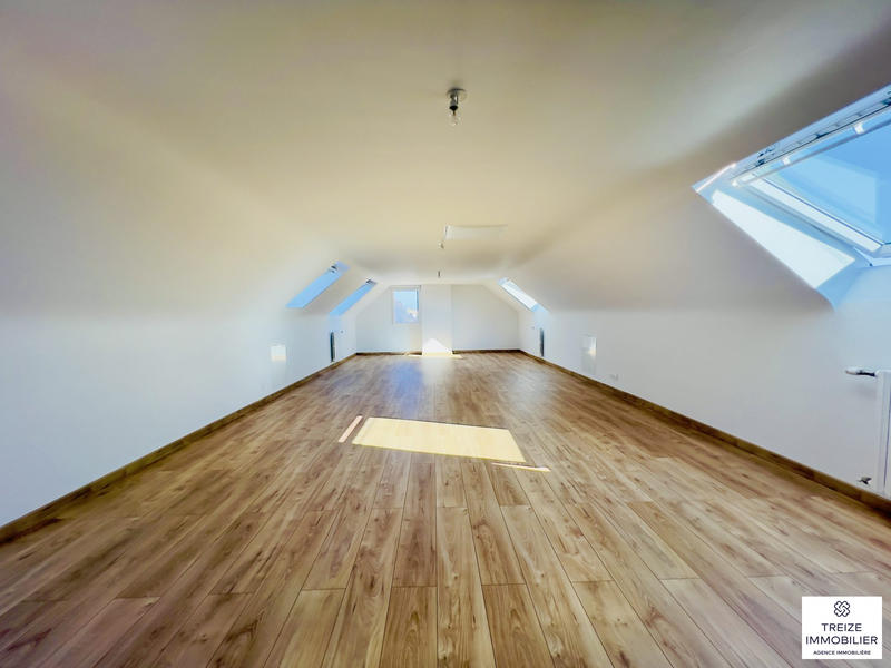 Maison traditionnelle - 128 m² - 5 pièces