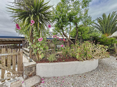 Maison - 96 m² - 6 pièces