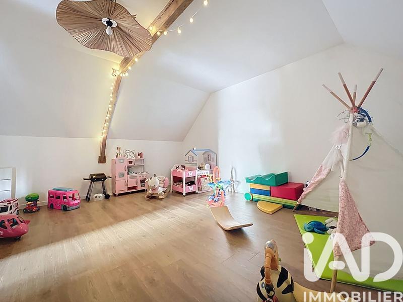 Maison - 197 m² - 6 pièces