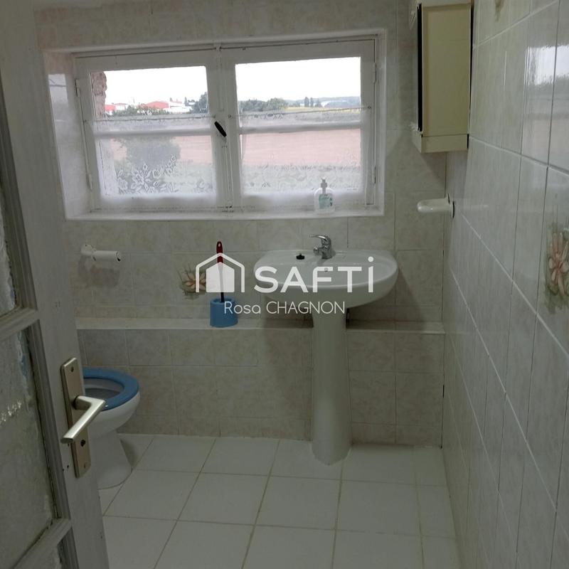 Maison - 246 m² - 12 pièces