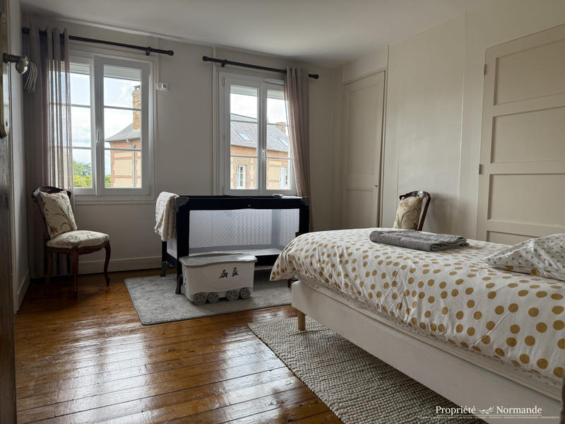 Maison - 151 m² - 6 pièces