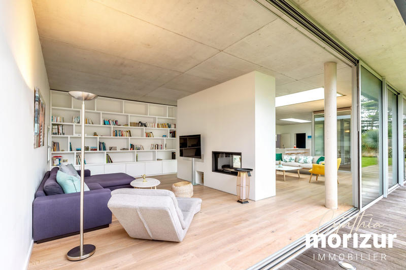 Maison - 282 m² - 9 pièces