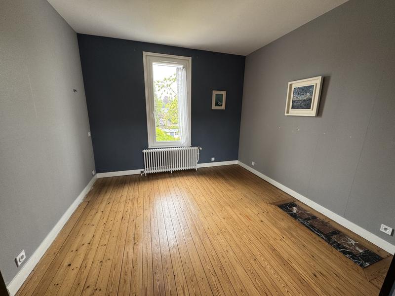 Maison - 163 m² - 7 pièces