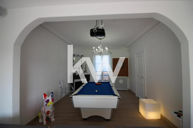 Maison ancienne - 180 m² - 6 pièces