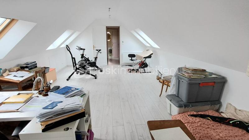 Maison - 135 m² - 7 pièces