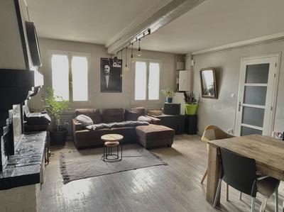 Maison - 105 m² - 4 pièces