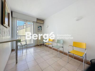 Bureau - 55 m² - 2 pièces