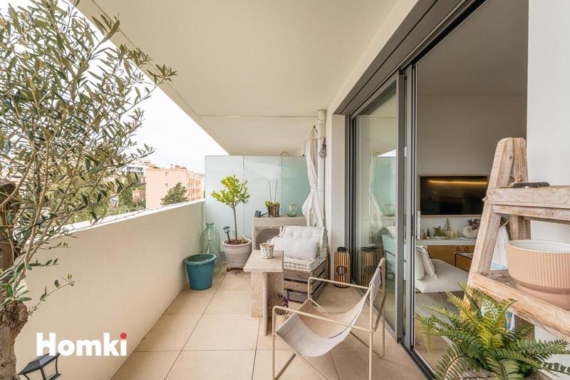 Appartement - 80 m² - 3 pièces