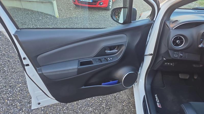 Toyota Yaris 1.5 Vvt-i 100 Hybrid Cvt Gr Sport