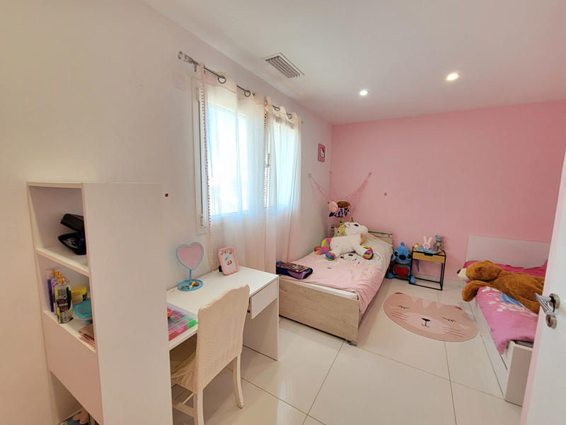 Maison - 165 m² - 7 pièces