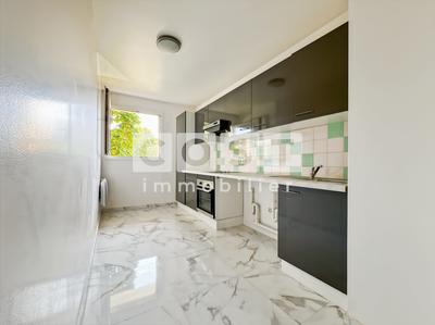 Appartement - 83 m² - 4 pièces