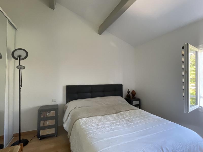 Maison - 200 m² - 6 pièces