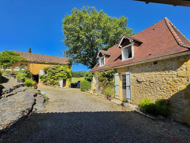 Maison traditionnelle - 163 m² - 7 pièces