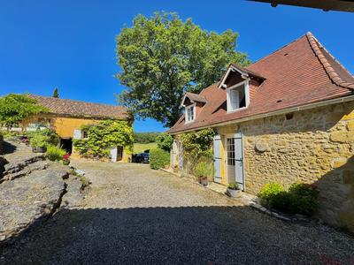 Maison traditionnelle - 163 m² - 7 pièces