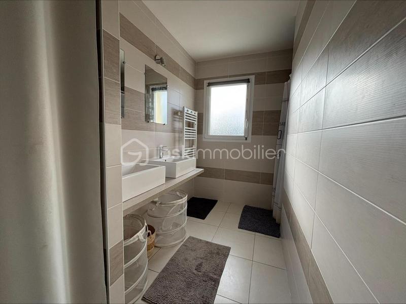 Maison - 81 m² - 5 pièces