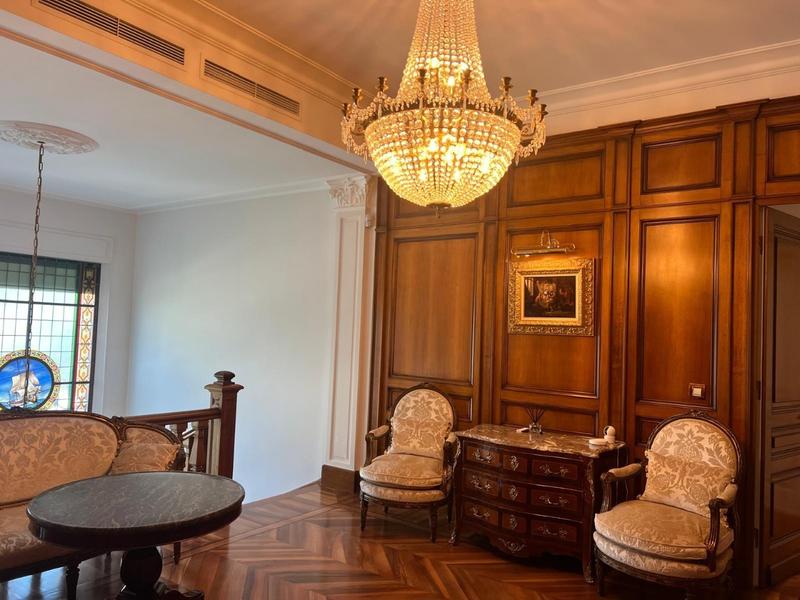 Villa - 500 m² - 10 pièces