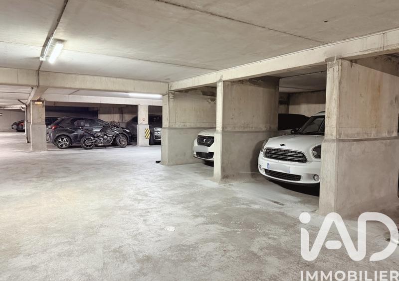 Parking - 12 m²