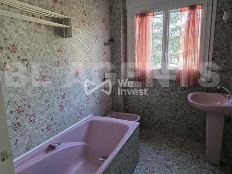 Appartement - 96 m² - 5 pièces